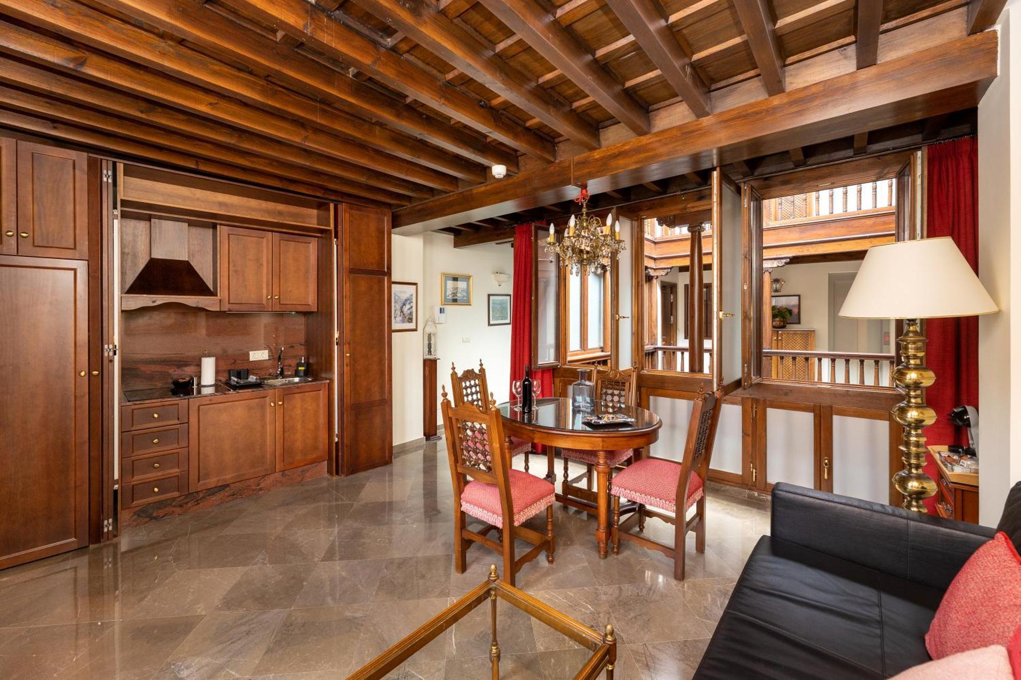 Appartement En Pleno Centro, Aljibe Rodrigo Del Campo 1a *