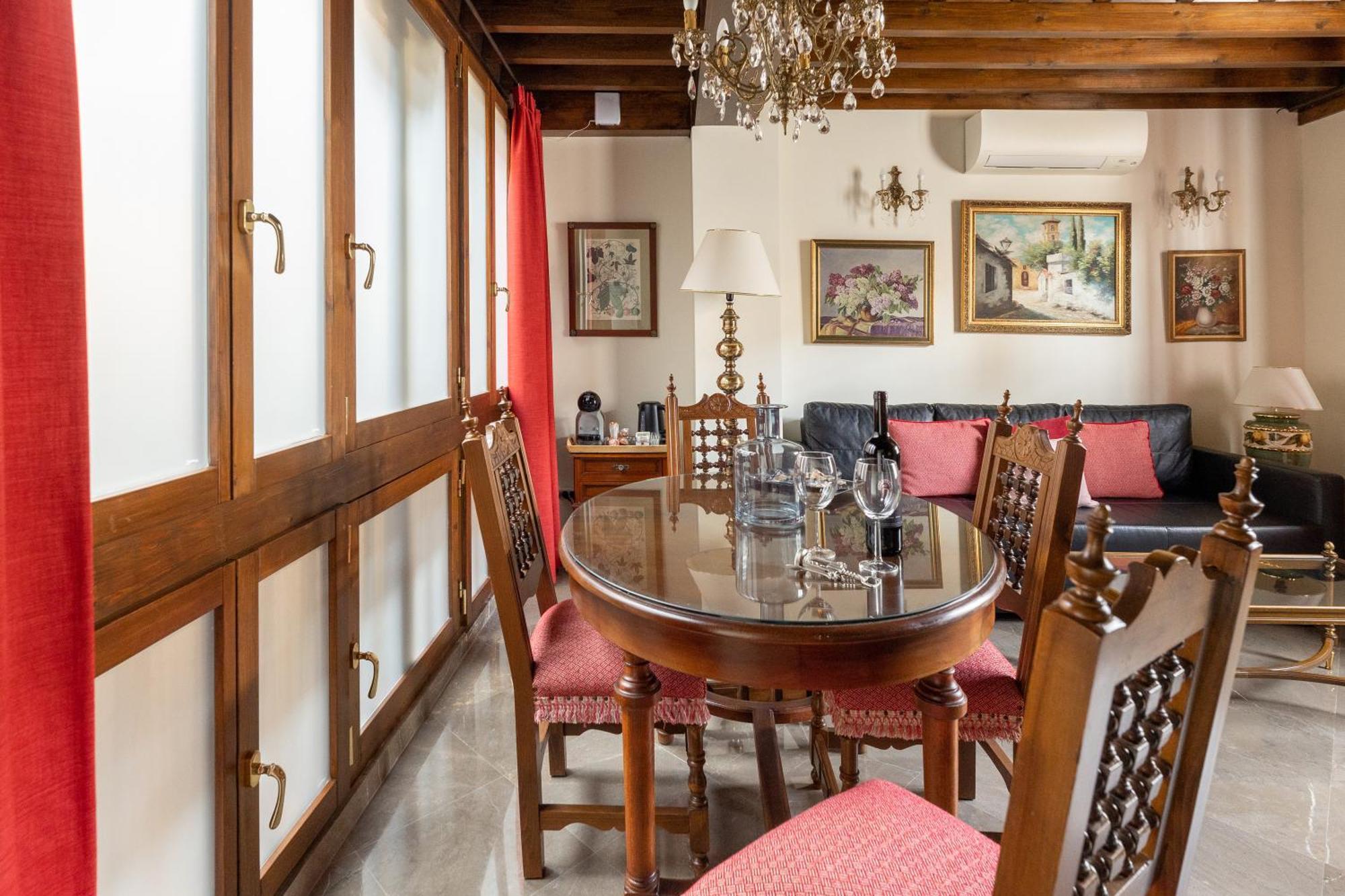 Appartement En Pleno Centro, Aljibe Rodrigo Del Campo 1a